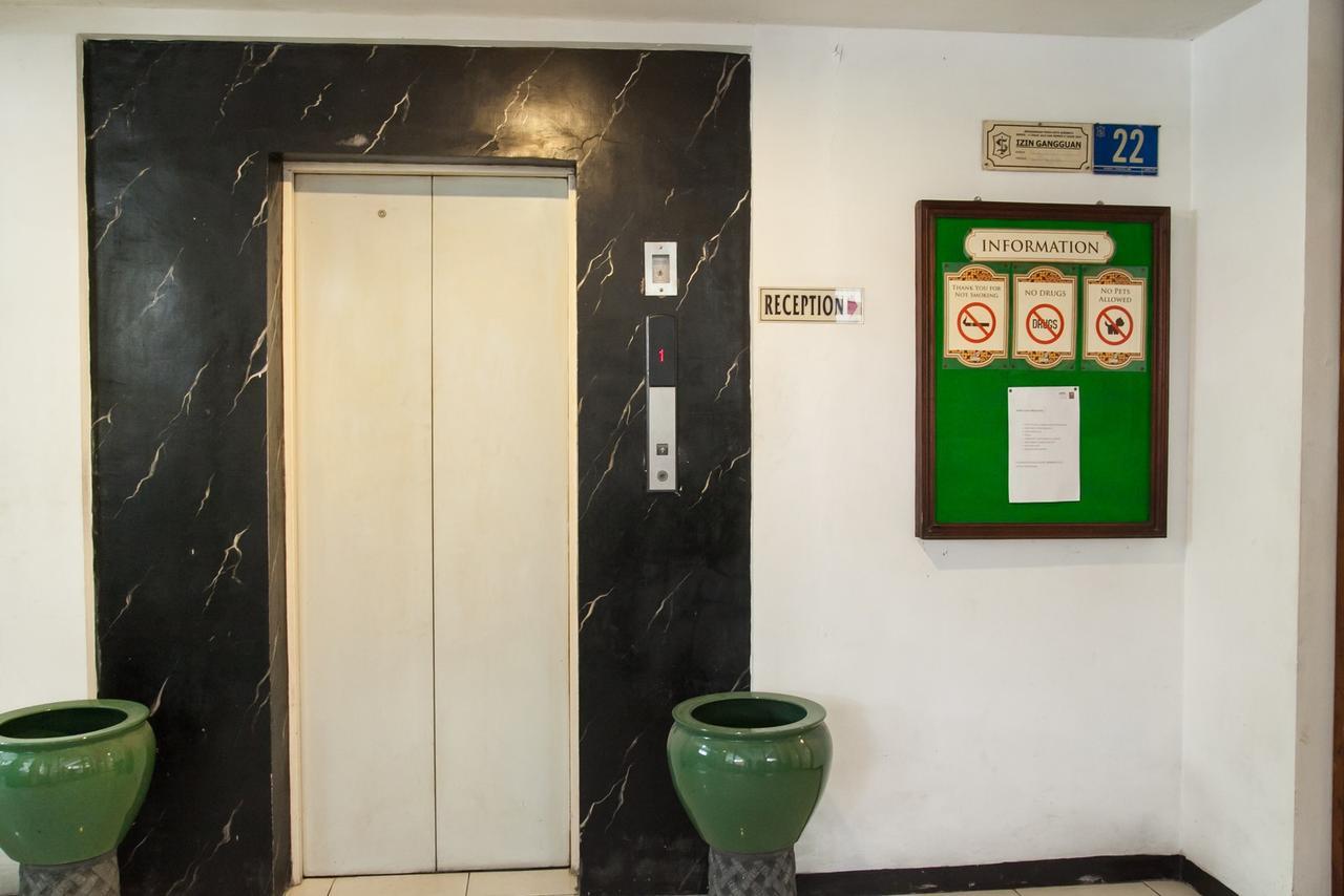 Reddoorz Near Gubeng Station Otel Surabaya Dış mekan fotoğraf